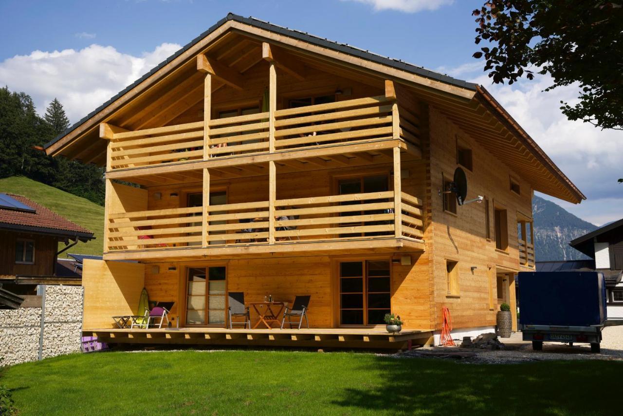 Leos Alpenchalet - Inclusive Sommer Bergbahnticket Und E-Auto Ladestation Oberstdorf Exterior photo
